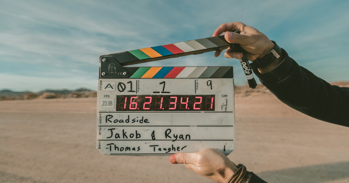SEO para YouTube: claquete de produção de vídeo